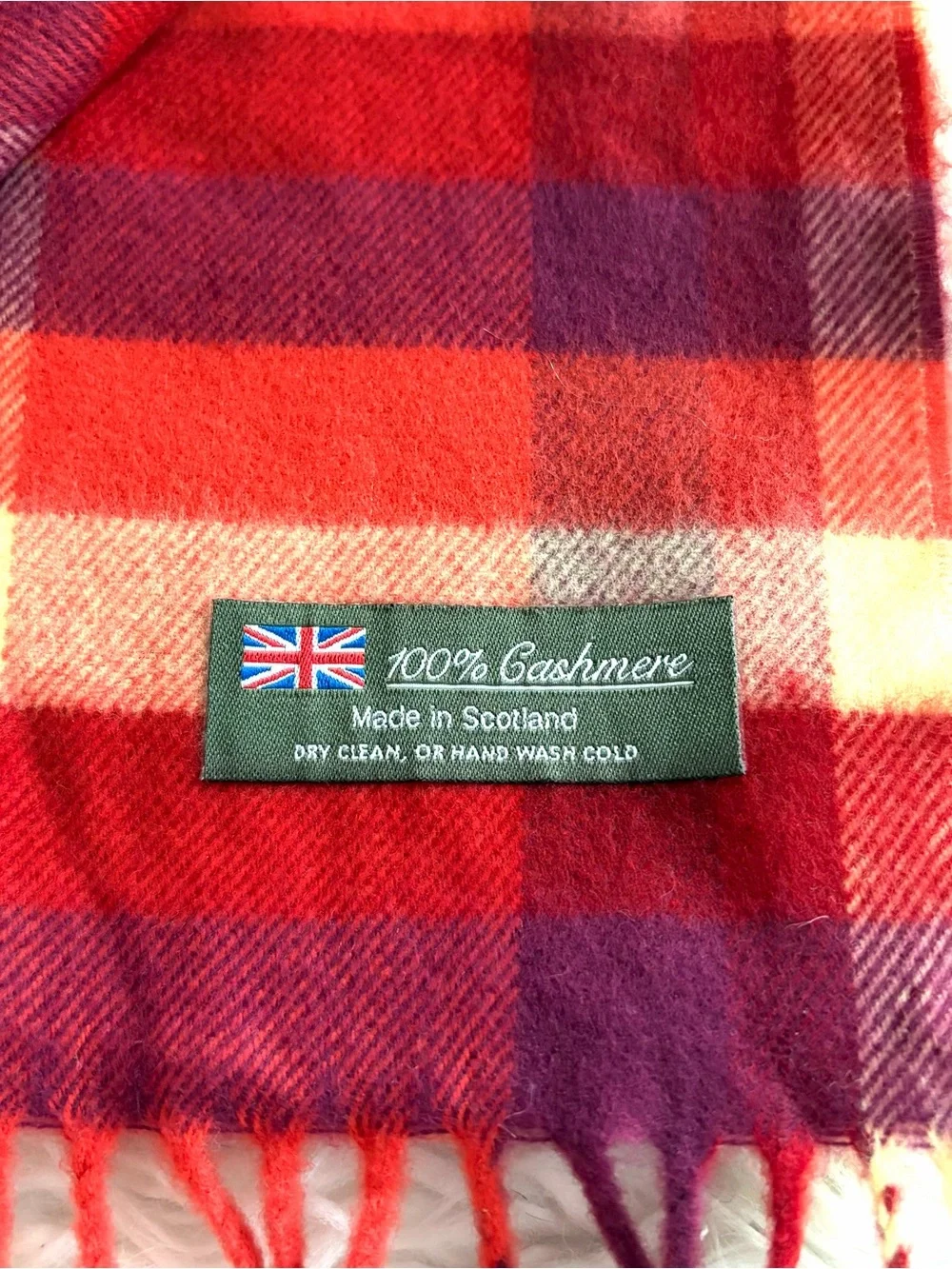 NWOT 100% Cashmere Scarf Made in Scotland Red Purple Plaid Fringed Tartan Unisex